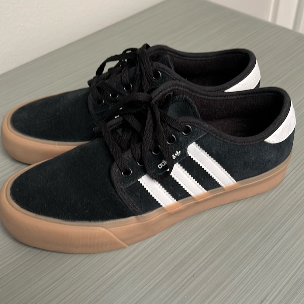 Adidas Seeley